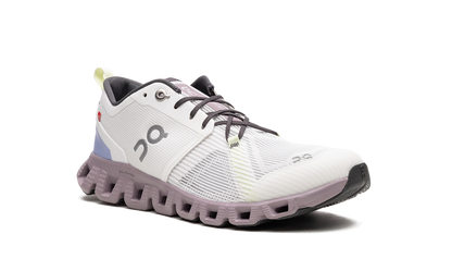 On Running Cloud 3 White Heron