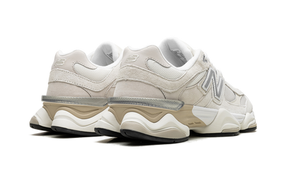 BLACK FRIDAY - New Balance 9060 Sea Salt Moonbeam