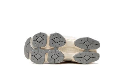 New Balance 9060 Yellow Beige