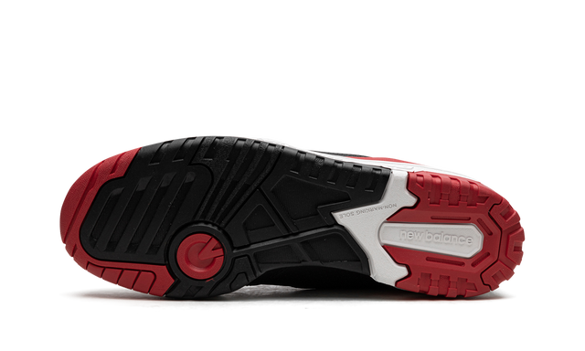 New Balance 650 Bred