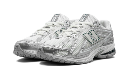 New Balance 1906R "SILVER METALLIC"