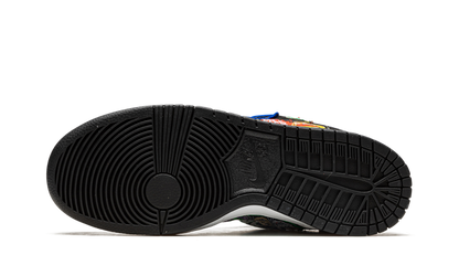Nike SB Dunk Low Neckface