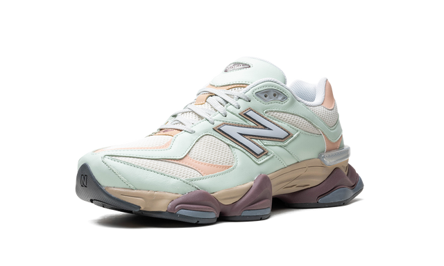 New Balance 9060 Clay Ash