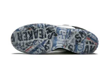 Nike SB Dunk Low Staple Panda Pigeon